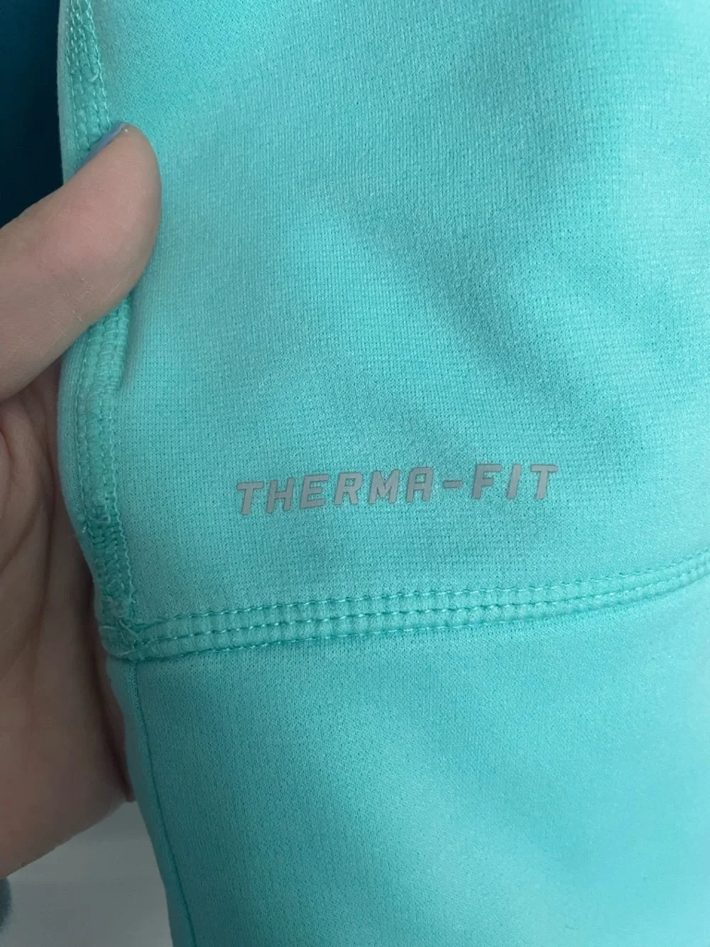 Nike Women’s size Large Teal & Aqua Therma-Fit Hoodie